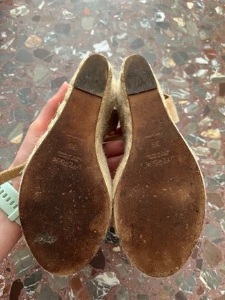 Sandalias Cuña Beige