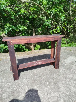 Mueble de madera para entrada