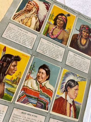 Álbum de cromos Razas Humanas Bruguera