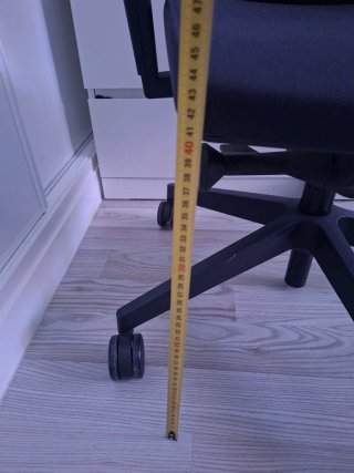 Silla de oficina ergonómica negra