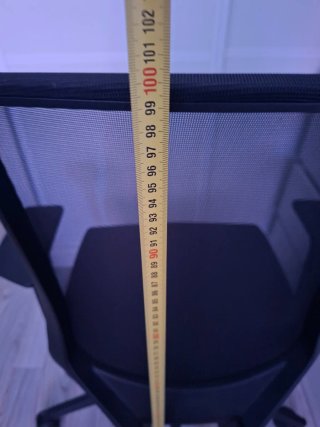 Silla de oficina ergonómica negra