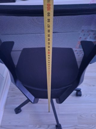 Silla de oficina ergonómica negra