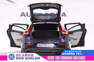Volvo V40 2.0 D3 MOMENTUN AUTO 150CV 5P
