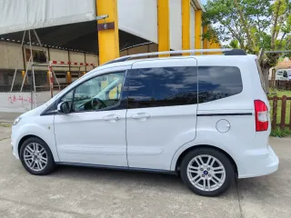 Ford E-Tourneo Courier 2018