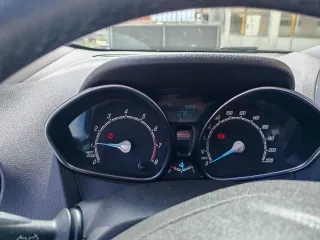 Ford E-Tourneo Courier 2018