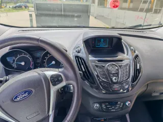 Ford E-Tourneo Courier 2018