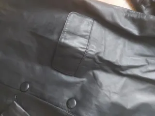 Chaqueta Cuero Unisex Talla M en Perfecto Estado