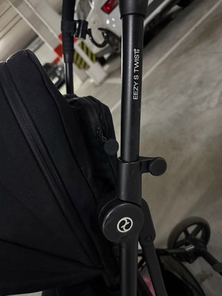 Silla de paseo Cybex Eezy S Twist2 Negra