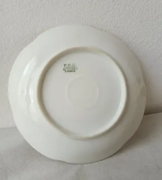Antica tazza Limoges dipinta con fiori
