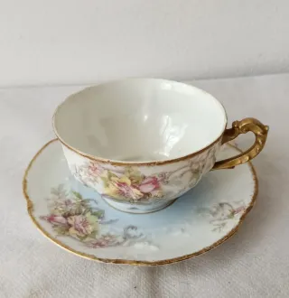 Antica tazza Limoges dipinta con fiori