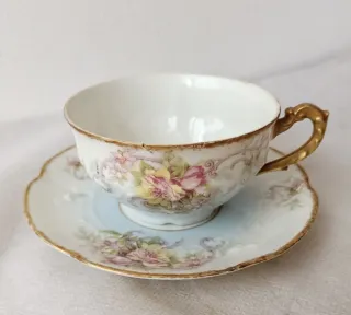 Antica tazza Limoges dipinta con fiori