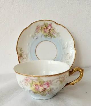 Antica tazza Limoges dipinta con fiori