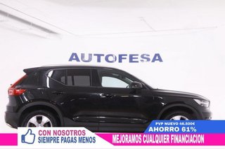 Volvo XC40 2.0 T4 AWD MOMENTUM AUTO 190CV 5P