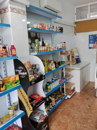 Traspaso tienda alimentación . Jerez de la fronter