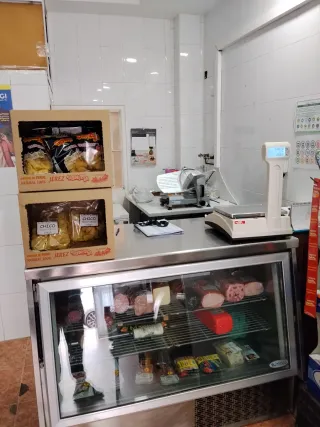 Traspaso tienda alimentación . Jerez de la fronter
