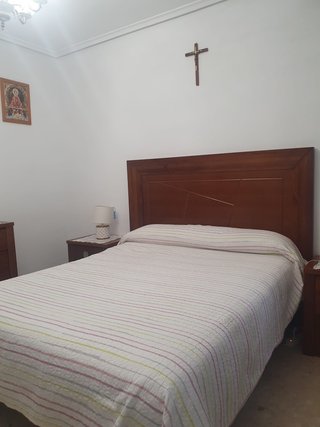 Dormitorio completo madera maciza + Colchón +TV 32