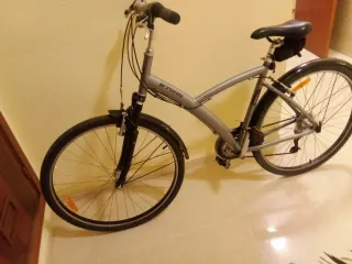 Bicicleta B'TWIN Gris