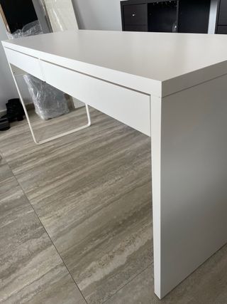 Mesa de escritorio MICKE IKEA blanca