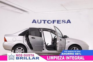 Ford Focus 1.6 100CV 4P