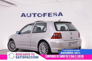 Volkswagen Golf R32 3.2 V6 240CV 4 MOTION 3P
