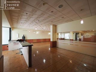 Local comercial en alquiler en Tomelloso