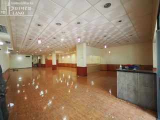 Local comercial en alquiler en Tomelloso
