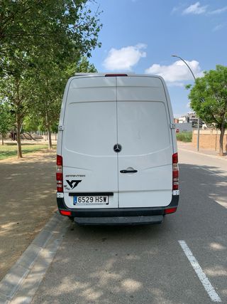 Mercedes-Benz Sprinter 2013