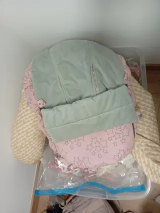 Caja 100L Ropa Bebé Niña