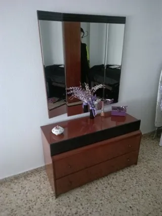 Dormitorio completo madera