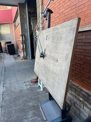 Mesa de dibujo tecnico profesional RETEX.