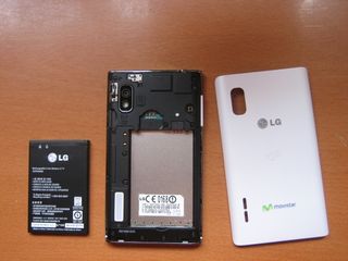 TELÉFONO MÓVIL LG