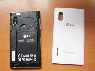 TELÉFONO MÓVIL LG