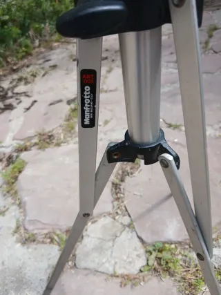 Trípode Profesional Manfrotto ART 001