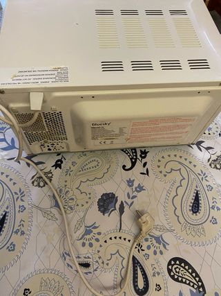Microondas Bluesky blanco