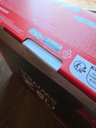 Nintendo Switch + Mario Kart World Nuovo