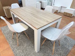 Mueble de salón y mesa comedor + 4 sillas