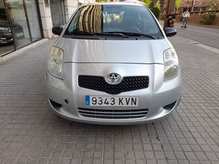 Toyota Yaris 1.0 VVTI Active