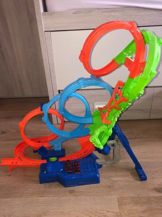Pista Hot Wheels 4 Loopings