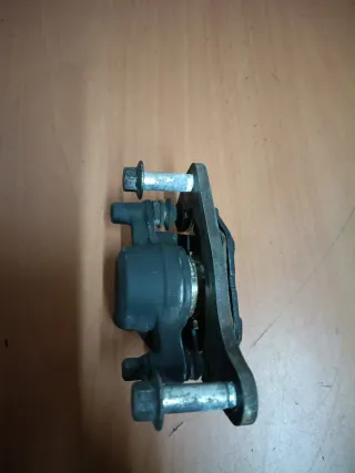 Pinza de freno Yamaha N-max 2015