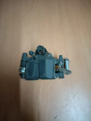 Pinza de freno Yamaha N-max 2015