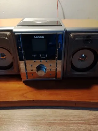 Mini cadena y 7 altavoces