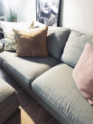 Sofá kivik 3 plazas + reposapiés con almacenaje