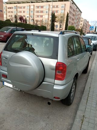 Toyota RAV4 2003