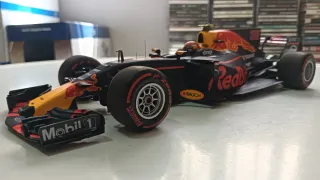 Minichamps Red Bull Racing RB13 Max Verstapen 1:18