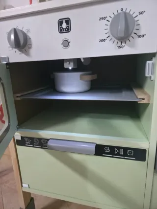 Cocina de madera para niños