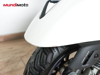 VESPA GTS 125 SUPERSPORT
