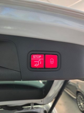 Mercedes-Benz GLA200D 4 MATIC FULL