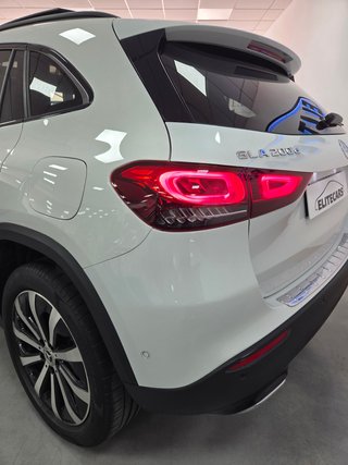 Mercedes-Benz GLA200D 4 MATIC FULL
