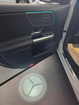 Mercedes-Benz GLA200D 4 MATIC FULL
