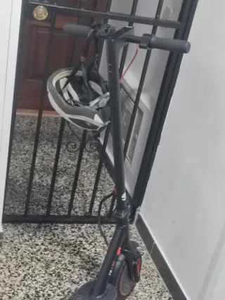 Patinete Eléctrico Scooter Poco Uso